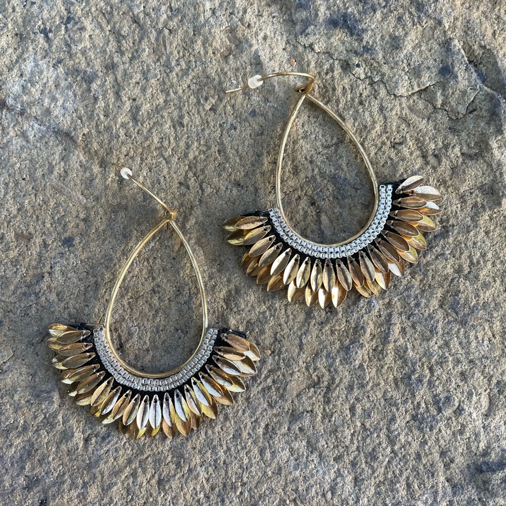 Stella & dot Pegasus earrings